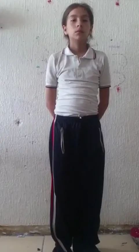 15yo record herself taking big dick