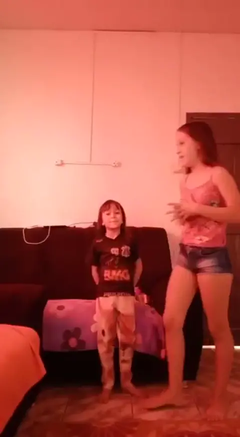 15yo pretty girl with brother(high quality)