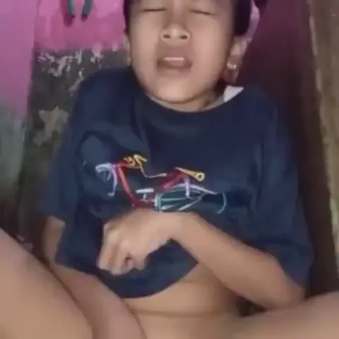 15yo sister and big bro caught