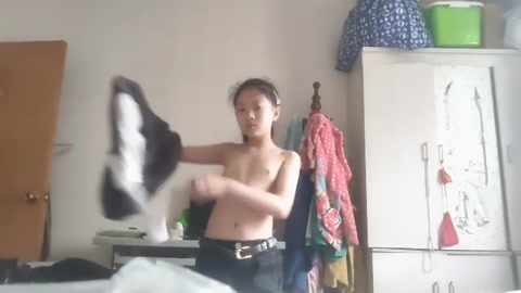 9yo chinese wearing her school dress and putting toothbrush in her pussy