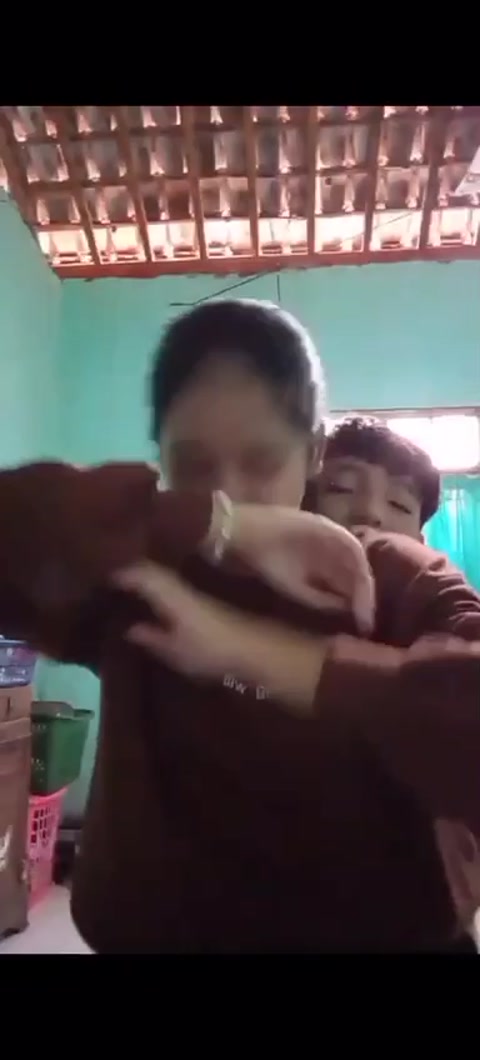 lucky brother having sex with her sexy sister😘
