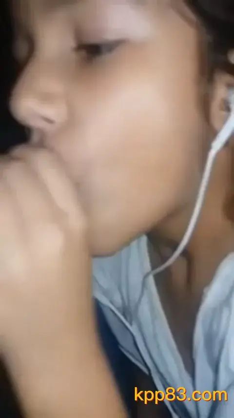 Very hot teen fucking for the first time with boyfriend