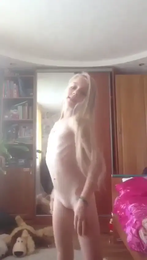15yo Slut Suck Dick and swallow Full