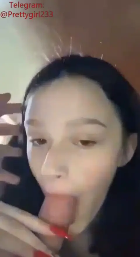 solo girl fingering